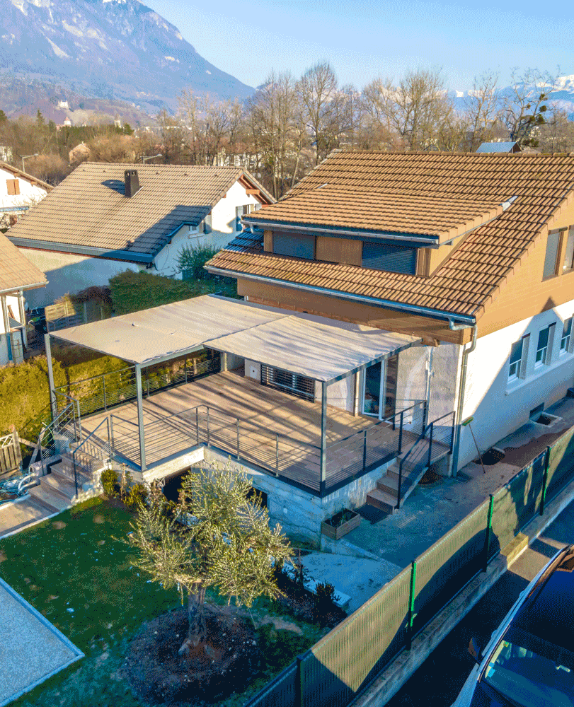 Réalisation d'une pergola et de garde-corps pour une terrasse